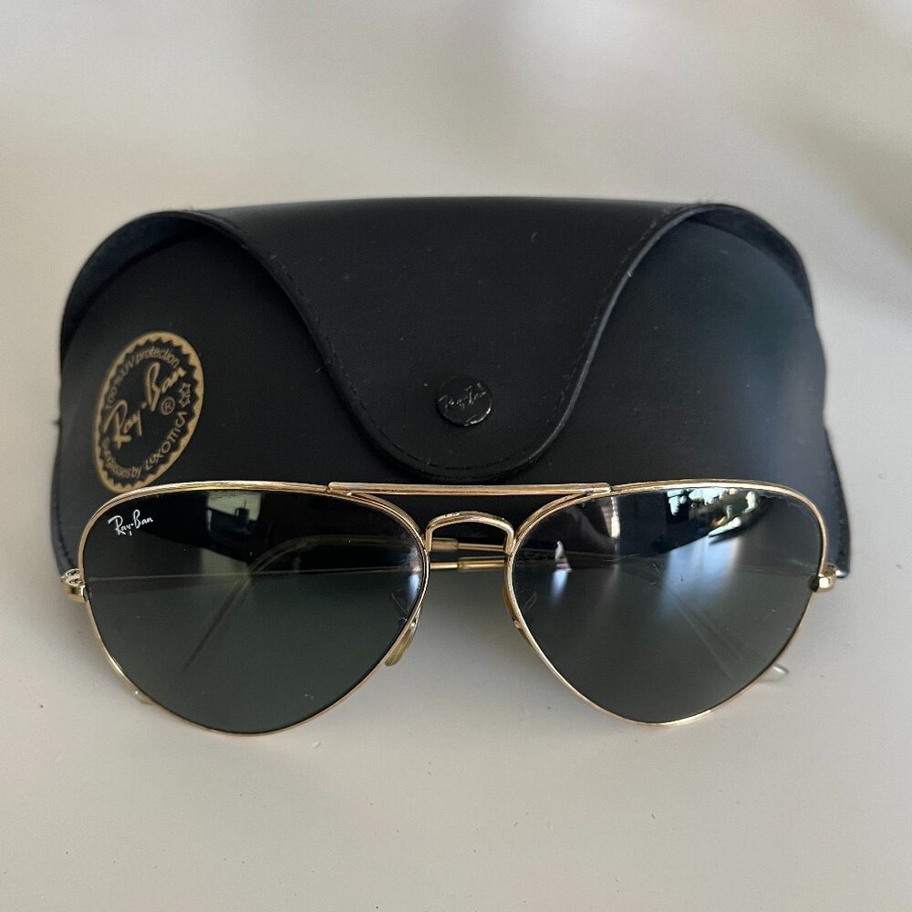 Ray-Ban by Luxottica Aviator Sunglasses - Unisex - Excellent Condition